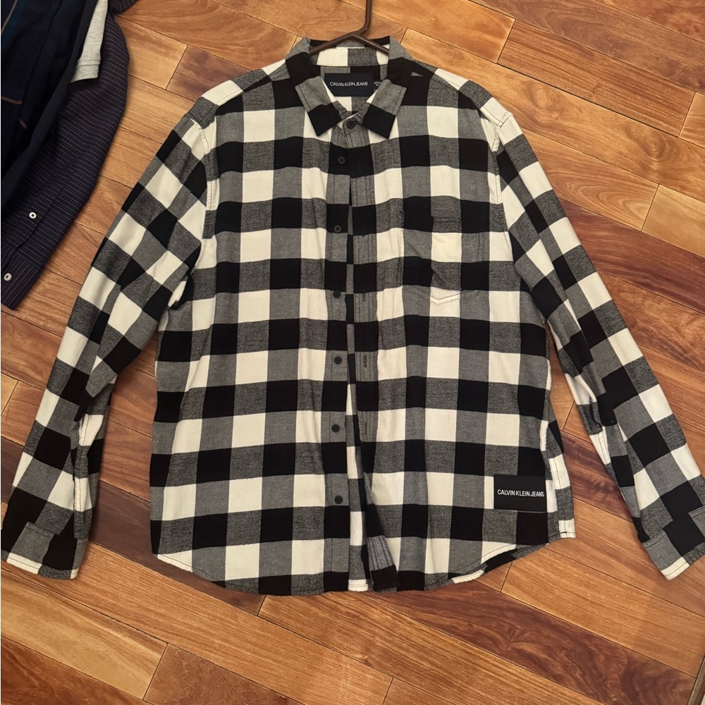 Calvin Klein Black and White Checkered Men's Flannel